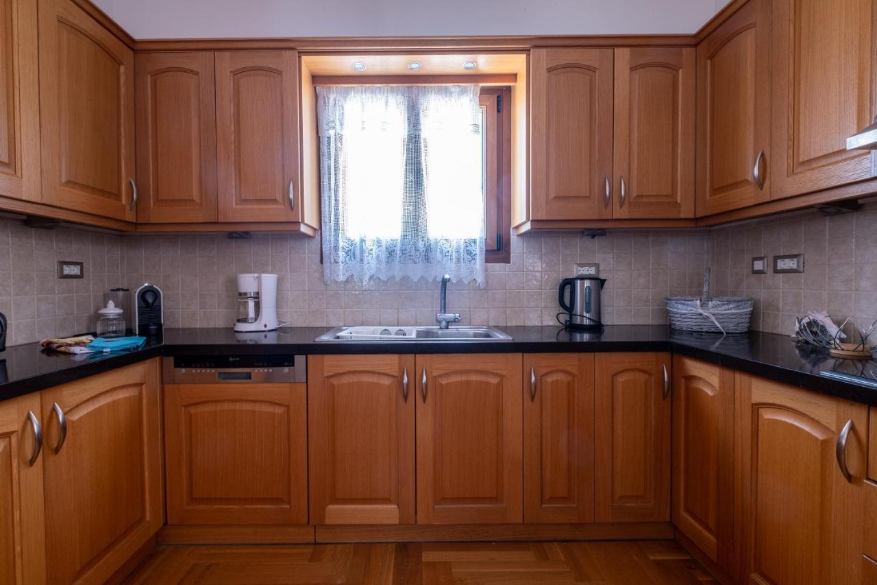 Alba Caldera Villa Akrotírion 외부 사진