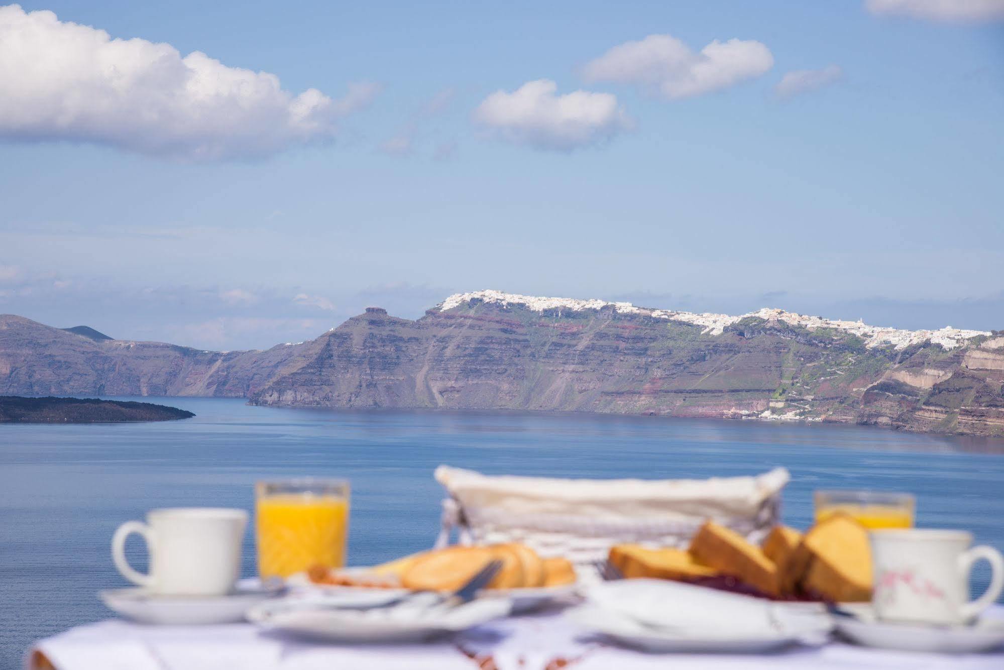 Alba Caldera Villa Akrotírion 외부 사진
